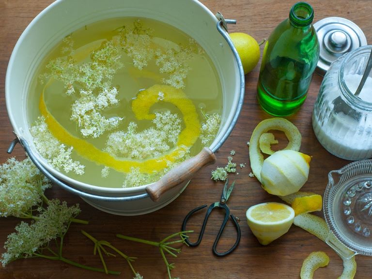Making Elderflower Champagne